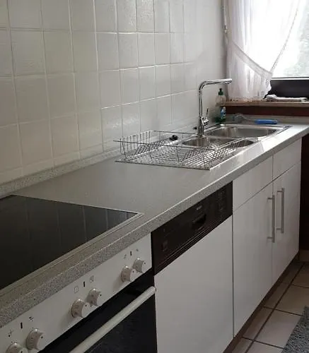 Giselas Haus 公寓 *